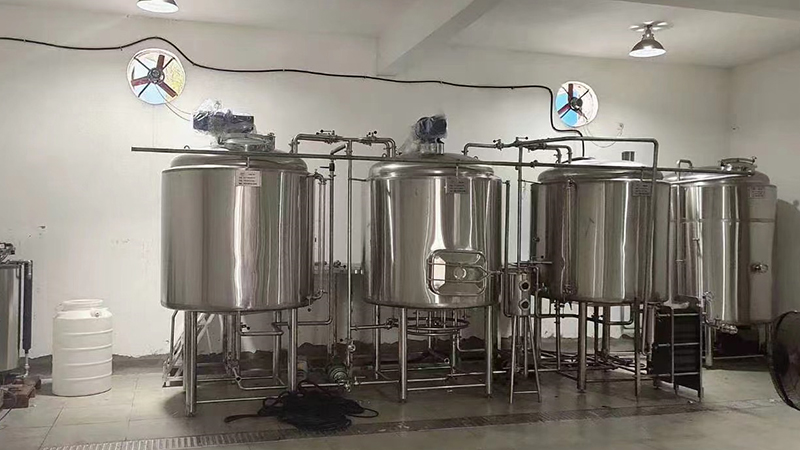 贡觉沧州075精酿啤酒厂